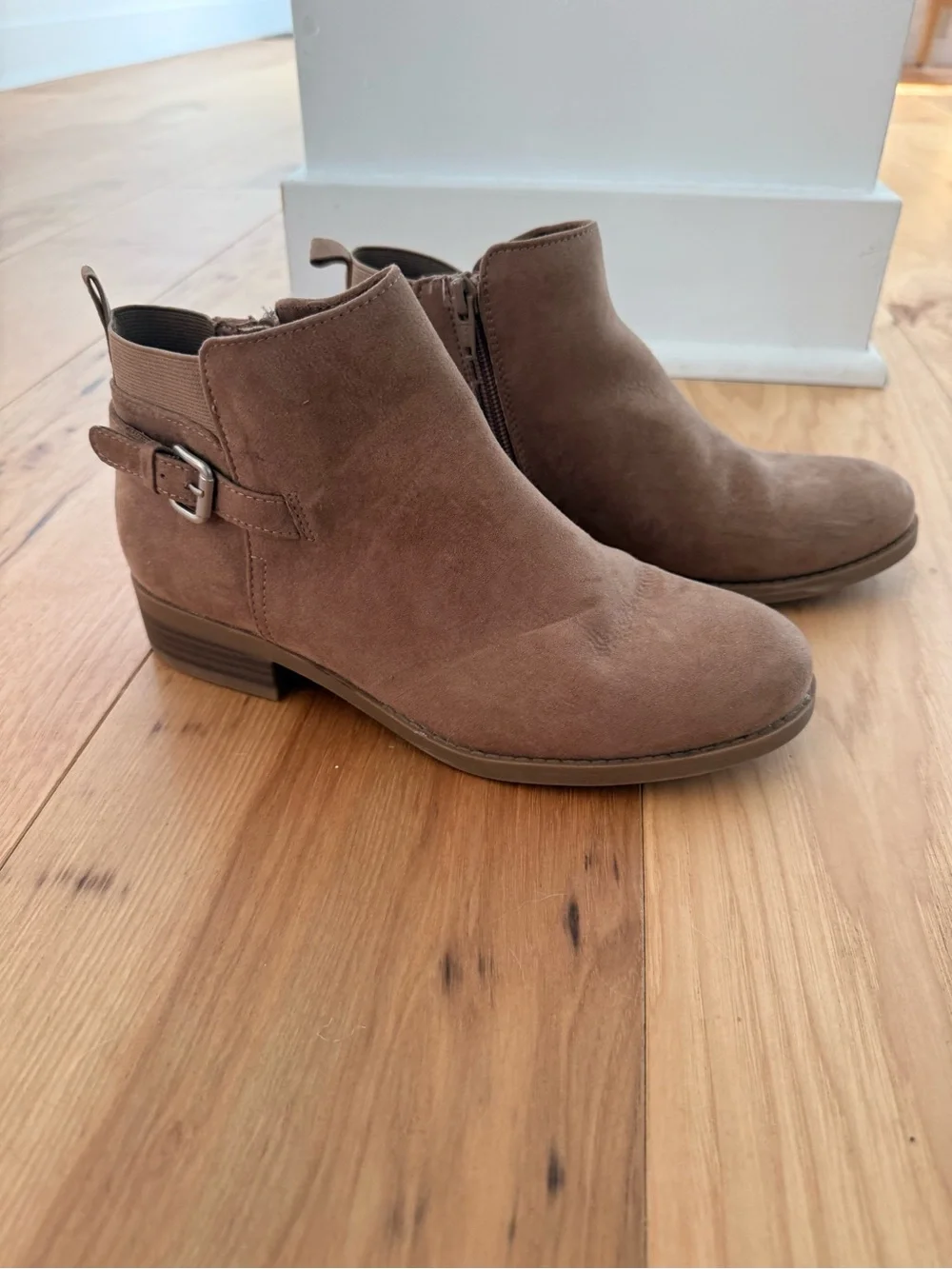 Old Navy Women's Taupe Suede-like Low-heel Ankle Boot with Buckle Detail, size 7